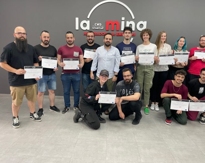 8 alumnos pertenecientes al primer bootcamp de Ciberseguridad de Linares se incorporan a Evolutio